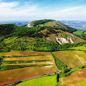 Vyhlídkový let vrtulníkem nad Pálavu, Mikulov a Lednicko-Valtický areál