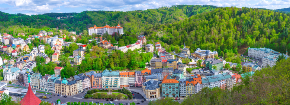 Výhled na Karlovy Vary